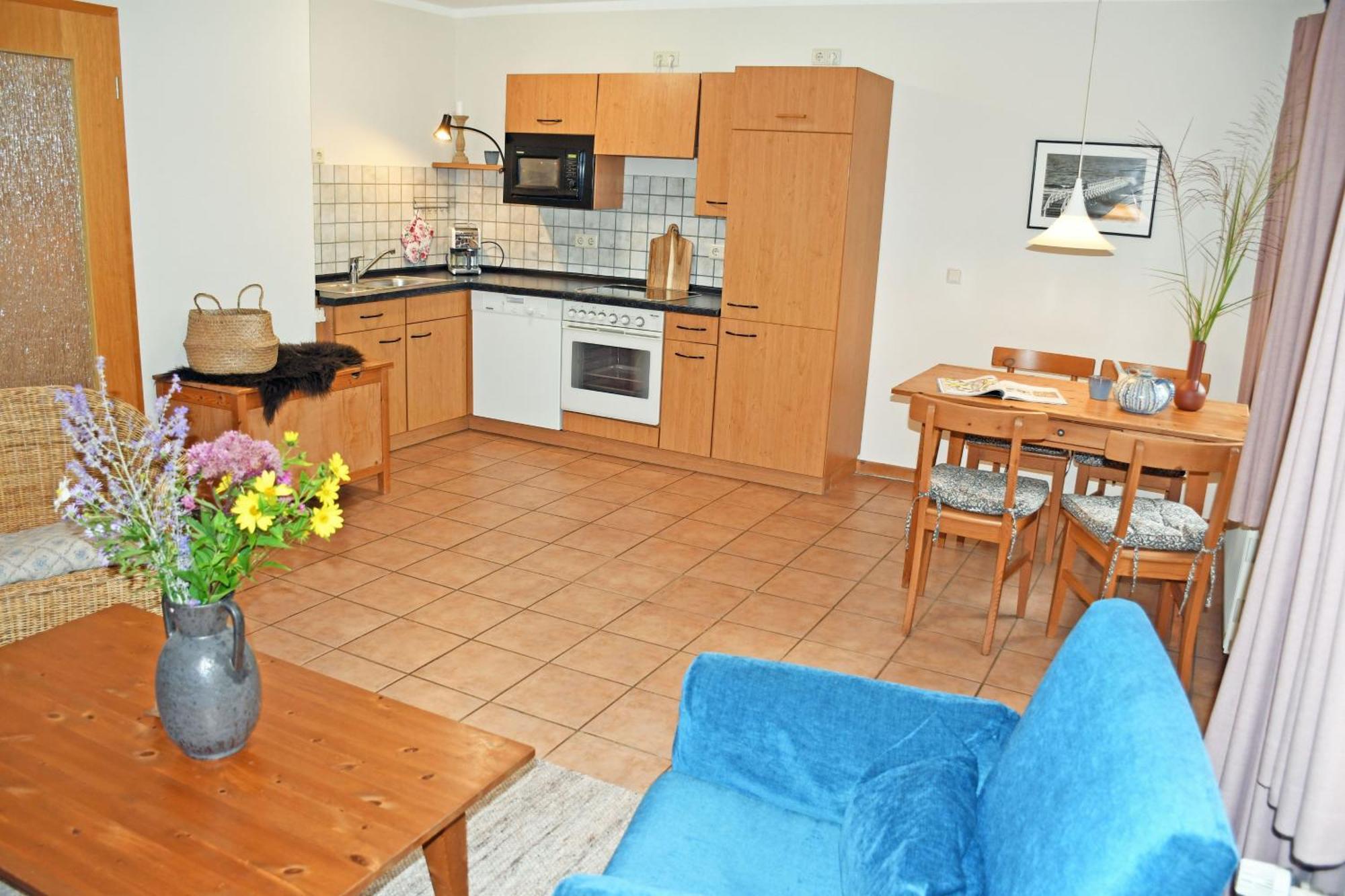 Ferienwohnungen im Fischerdorf und unterm Reetdach Neu Reddevitz Exterior foto